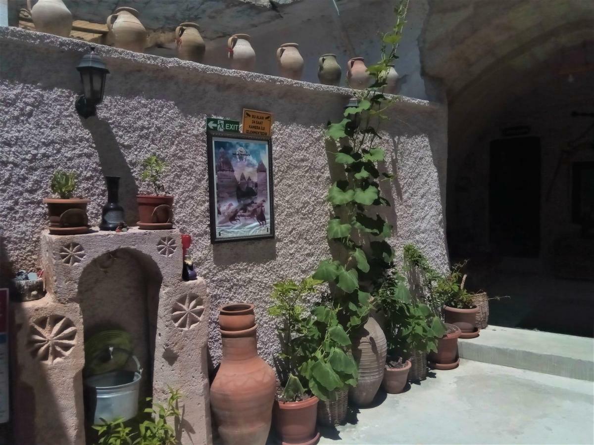 Homestay Cave Hostel Göreme Exterior photo